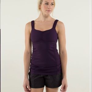 Lululemon Aria II Deep Zinfandel Sz 4 Tank